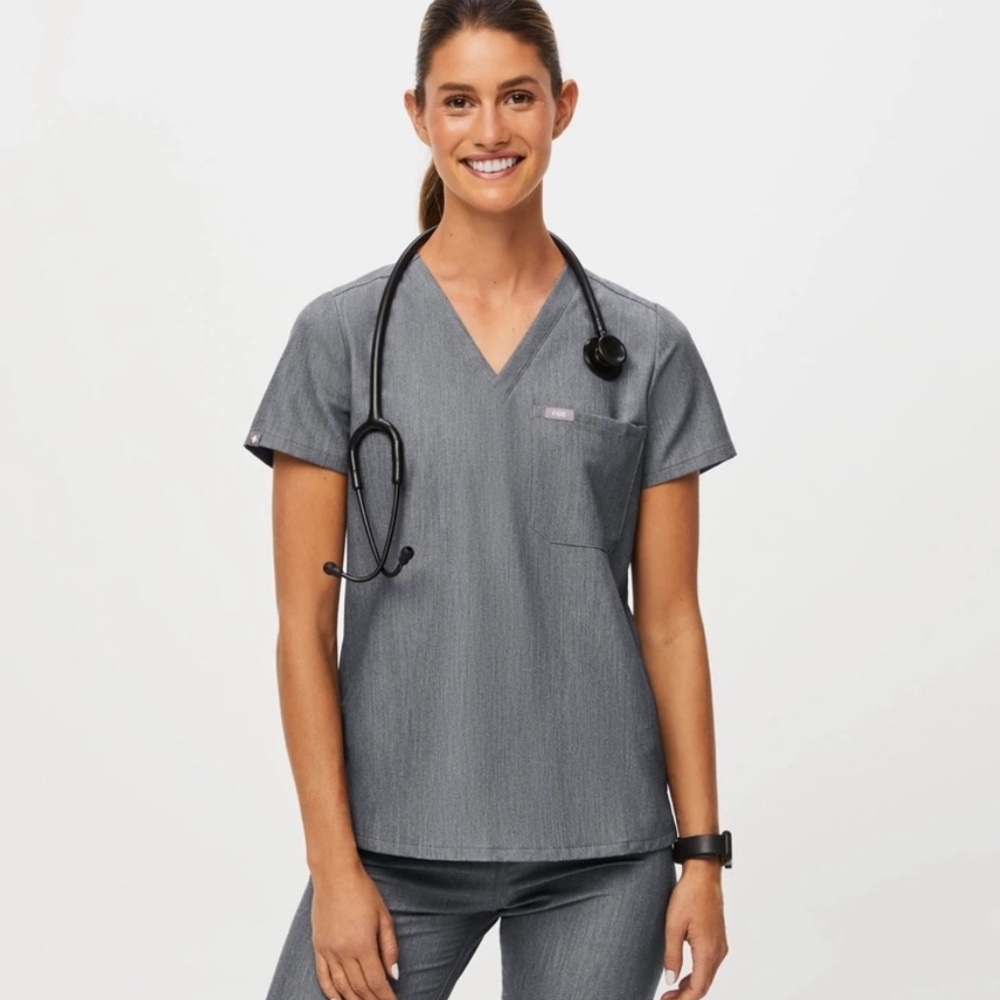Figs Catarina One Pocket Scrub Top Graphite Gray Nurse Medical Uniform Small